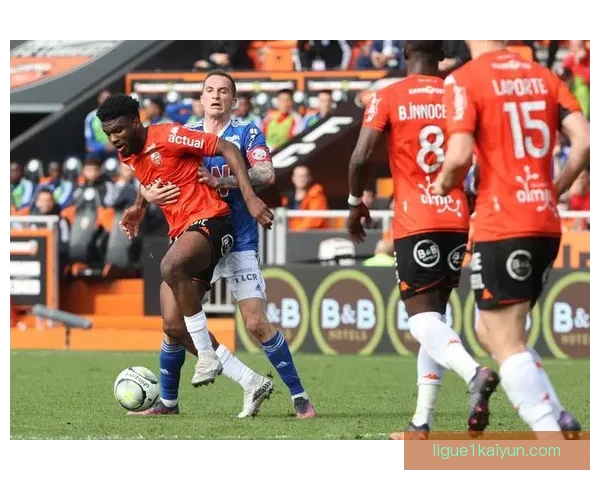 里昂防守体系近期表现稳健，结构清晰且竞争力增强