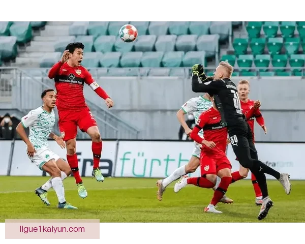 德甲主力阵容调整后球队表现稳健